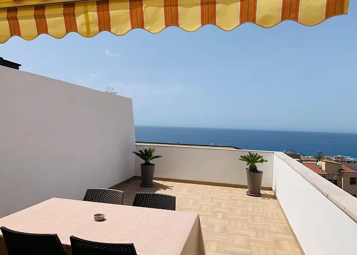 Emyteo Apartment